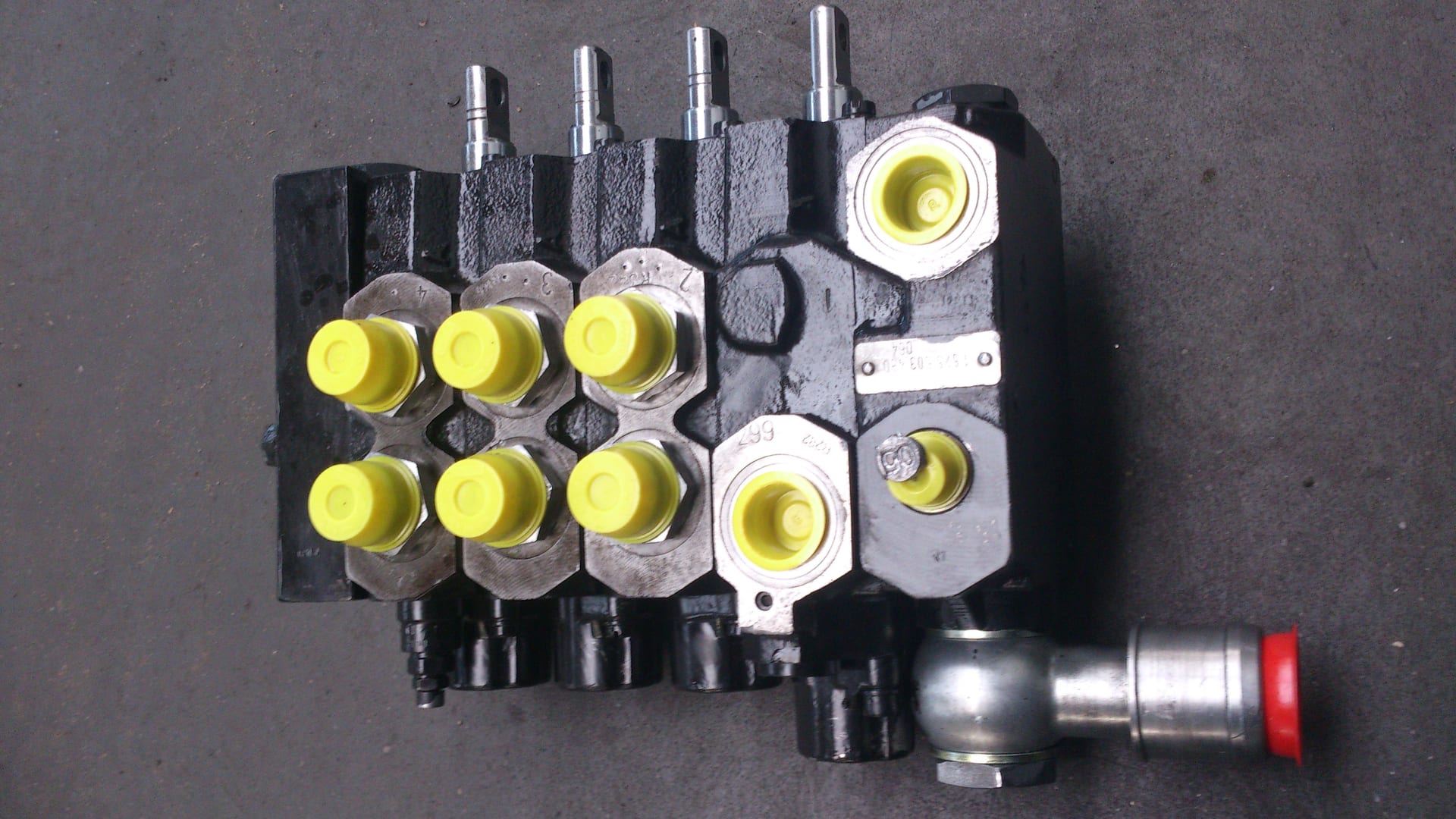 Rozdzielacz sekcyjny